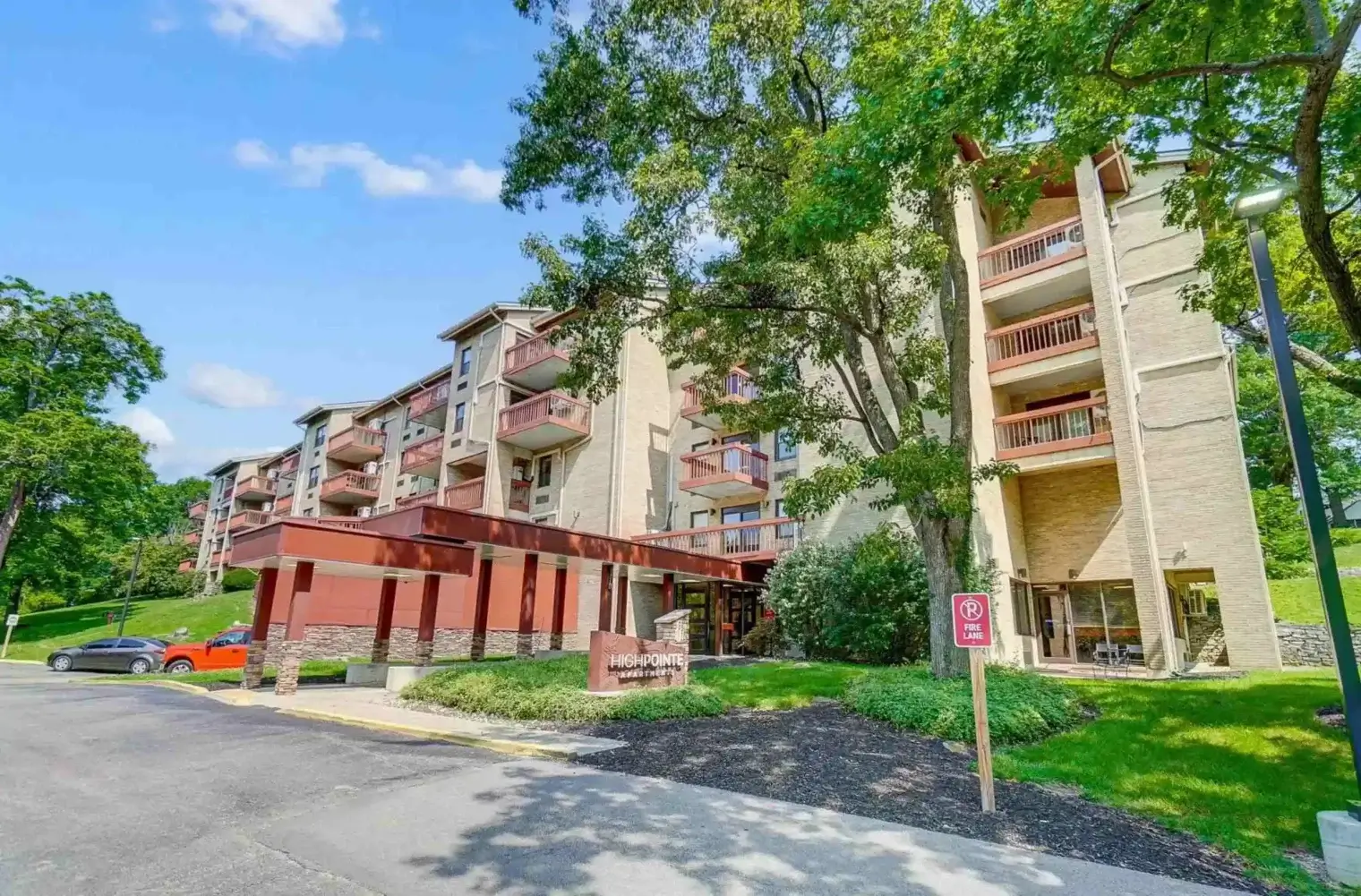 highpointeapartments exterior