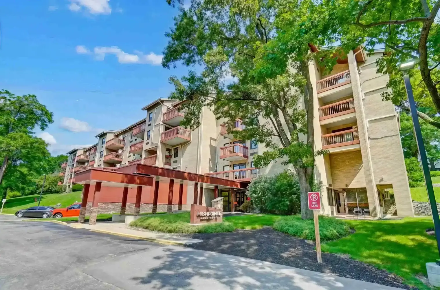 high pointe apartments Cincinnati exterior 2